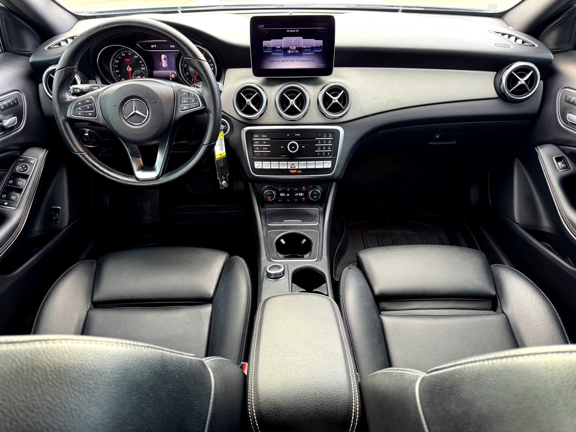 Used 2019 Mercedes-Benz GLA 250 4MATIC image 21