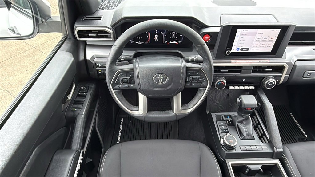 Certified 2025 Toyota Tacoma TRD Sport image 18