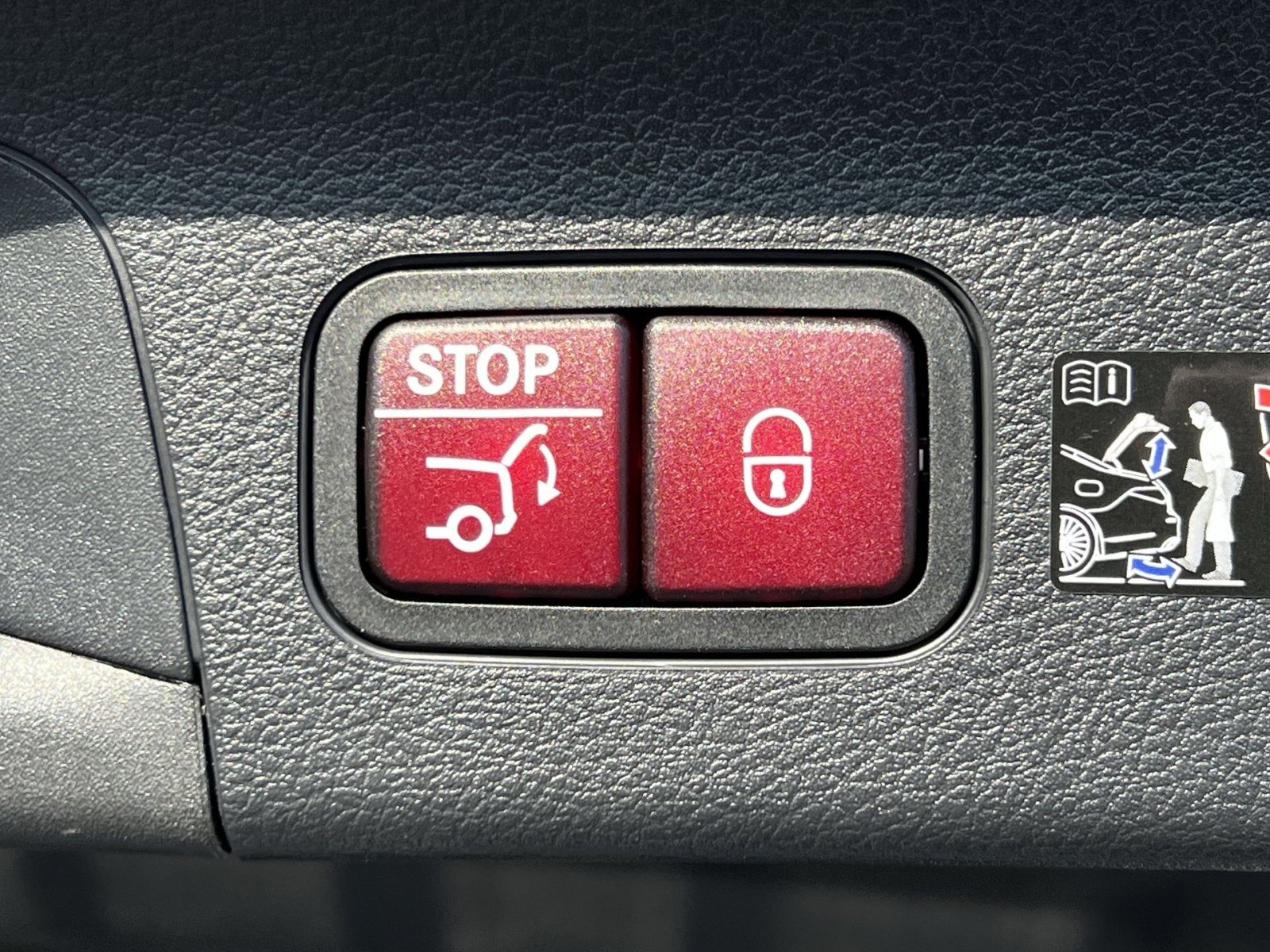 Certified 2026 Mercedes-Benz GLS 450 4MATIC image 26