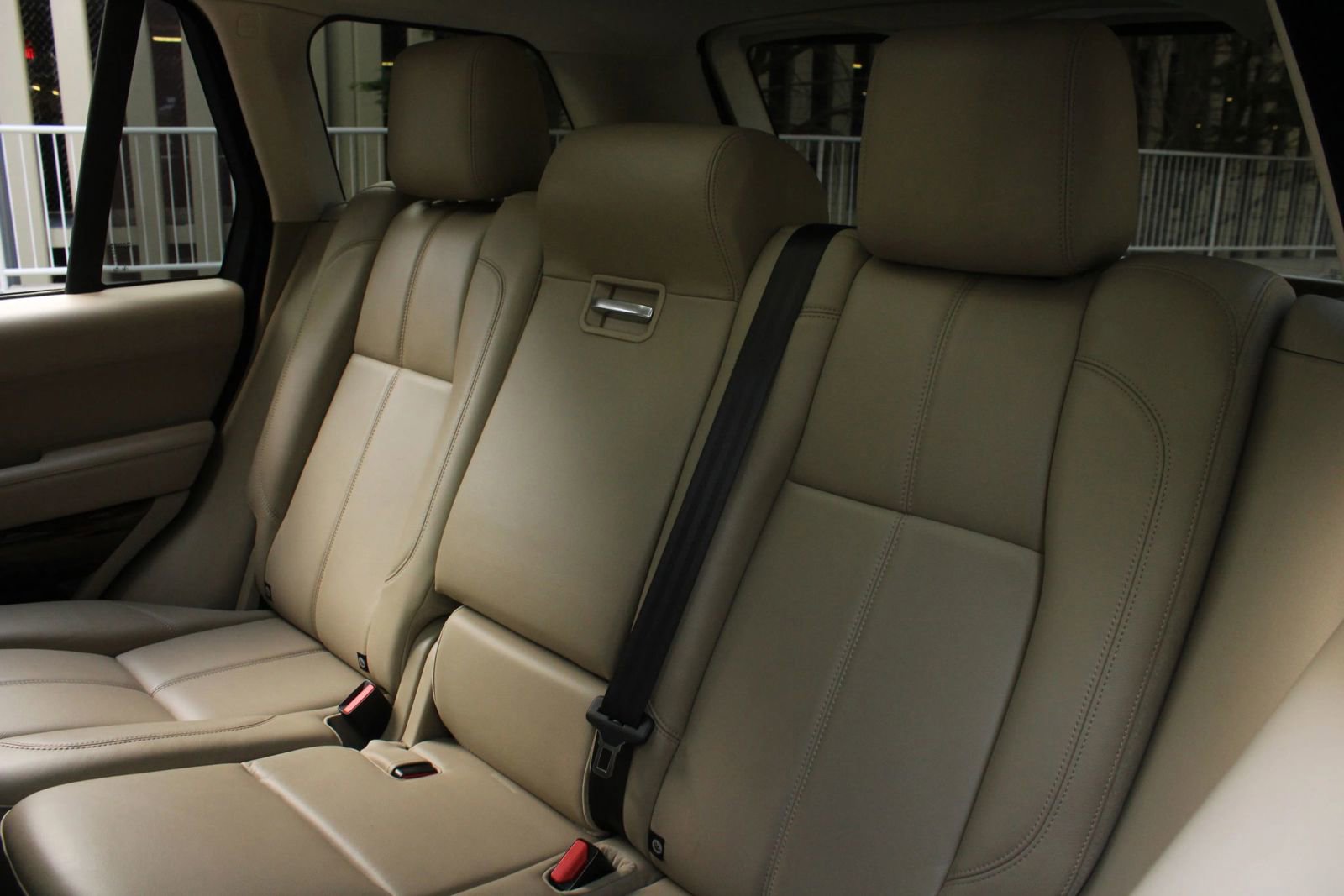 Used 2014 Land Rover Range Rover AWD/4WD image 18