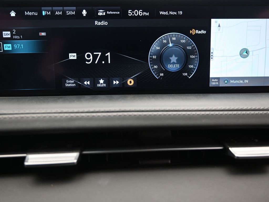 Used 2022 Genesis GV70 3.5T Sport w/ Sport Prestige Package image 37