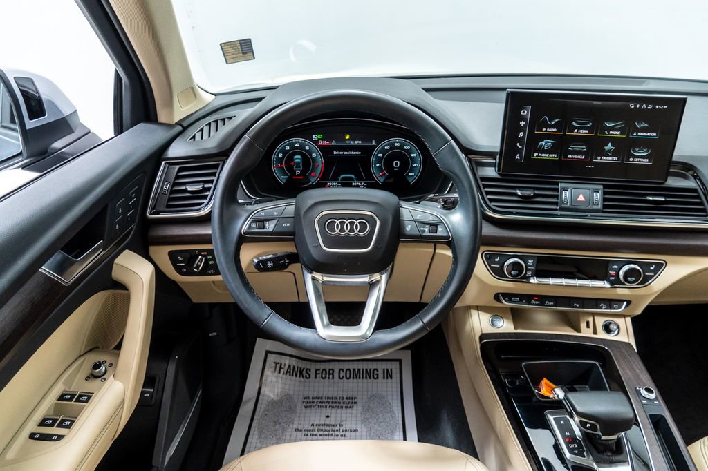 Used 2023 Audi Q5 2.0T Premium Plus w/ Premium Plus Package AWD/4WD image 14