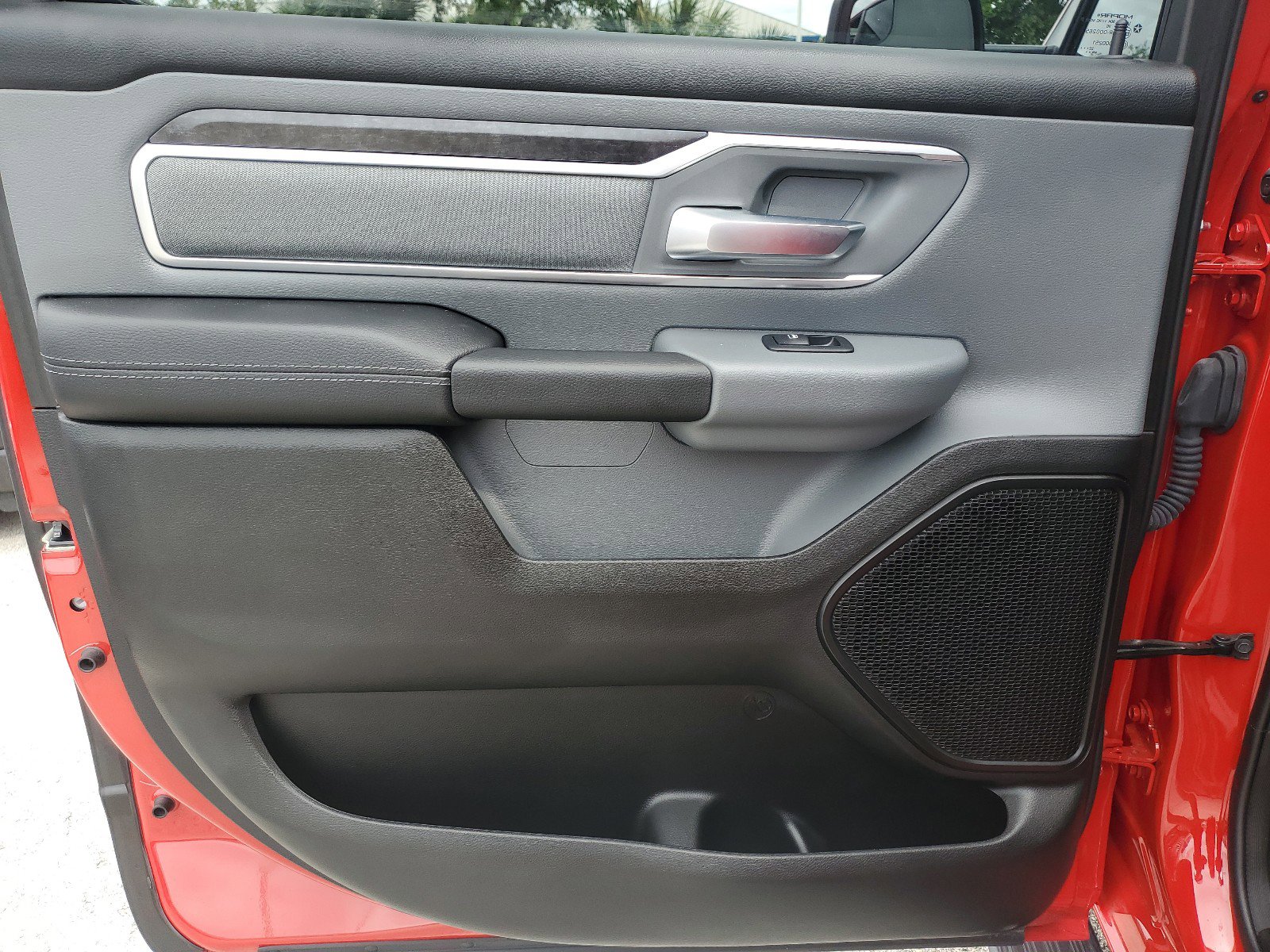 Used 2022 RAM 1500 Lone Star image 9