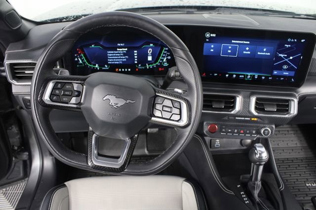 Used 2025 Ford Mustang GT Premium image 11