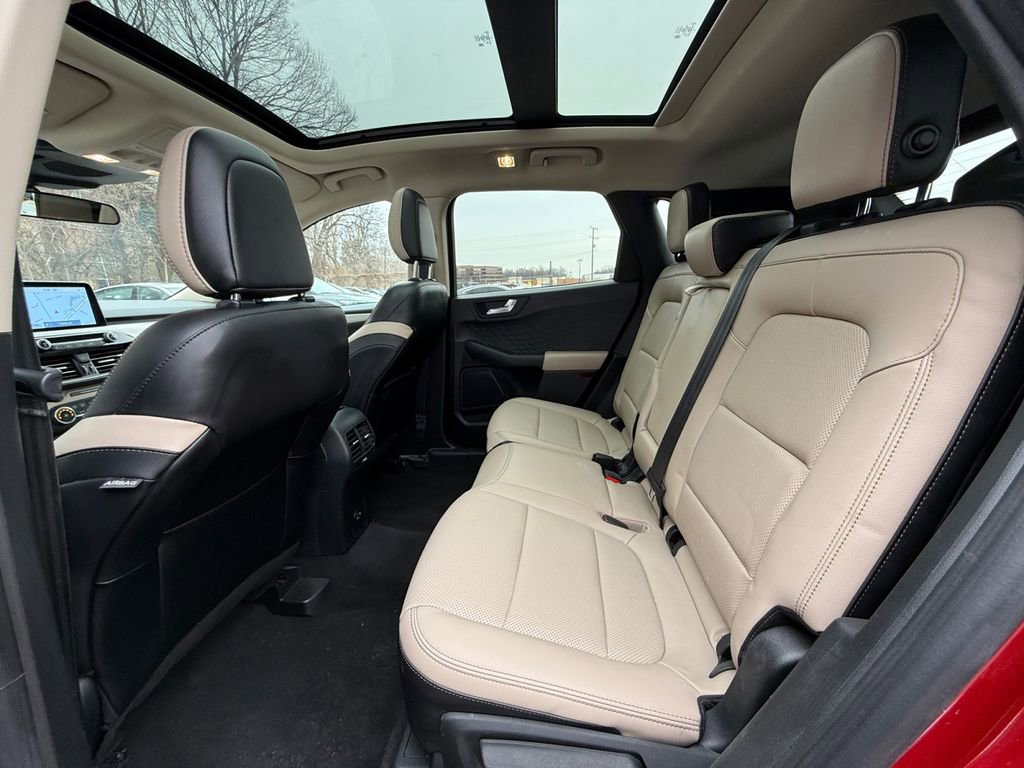 Used 2020 Ford Escape SE Sport image 23