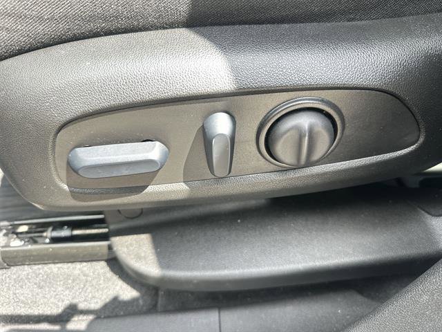 Used 2024 Chevrolet Equinox LT FWD image 14