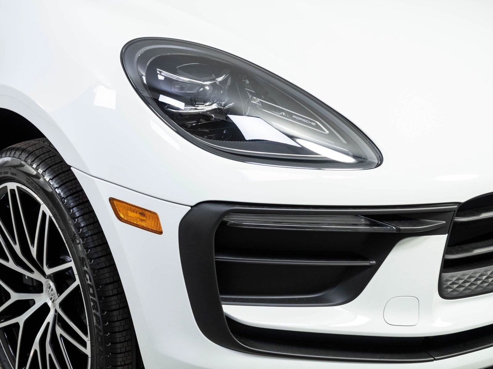 New 2026 Porsche Macan AWD/4WD image 38