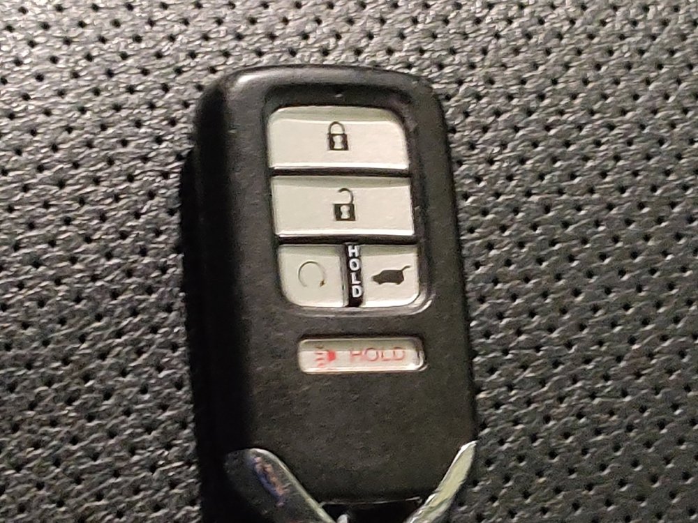 Used 2016 Honda Pilot Elite image 32