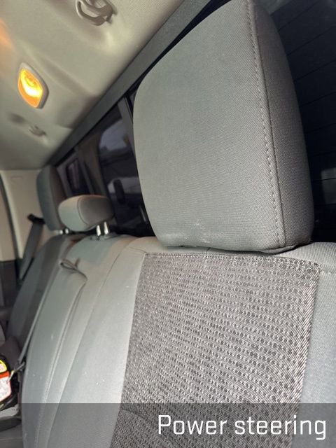 Used 2018 RAM 1500 SLT image 13