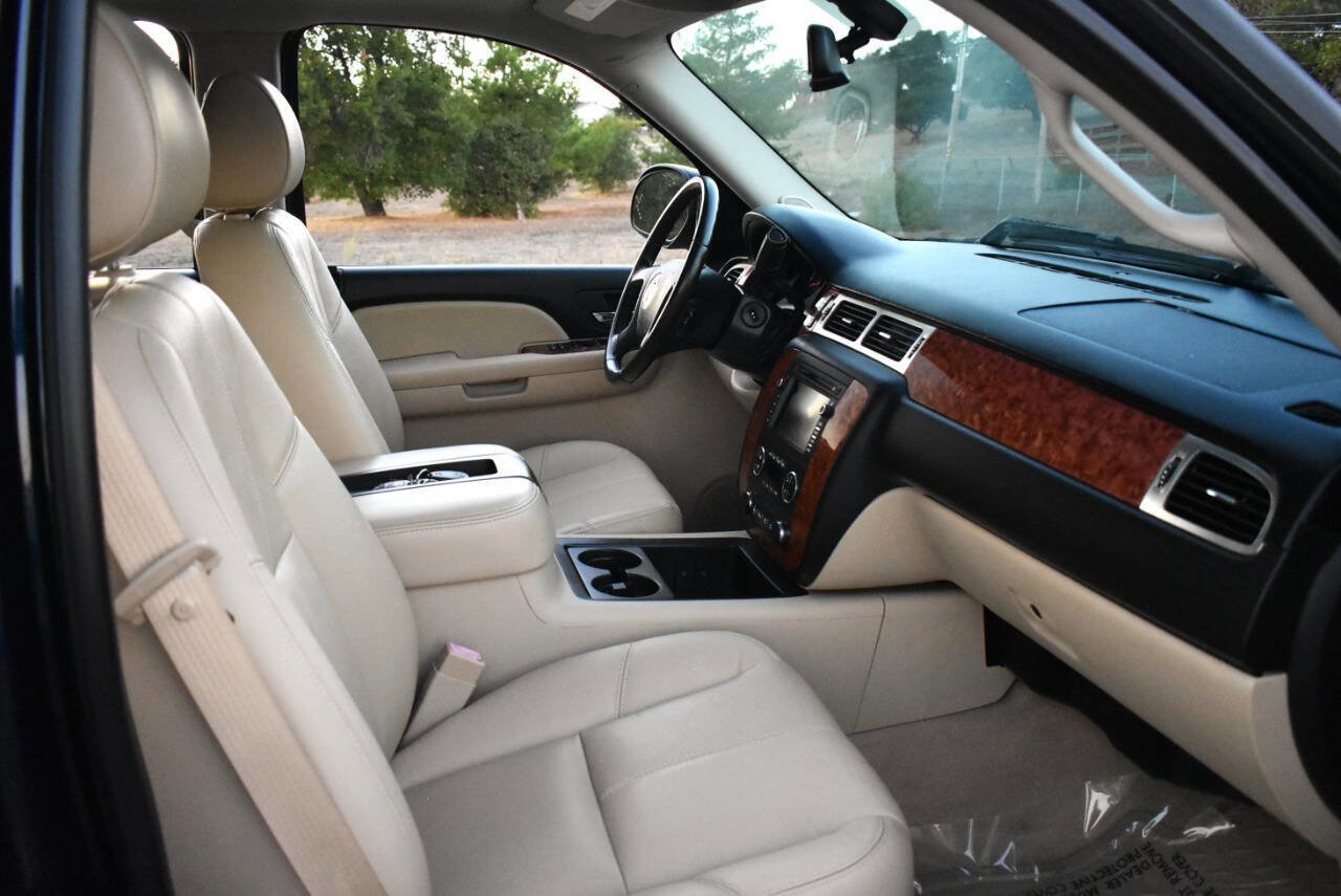 Used 2007 Chevrolet Silverado 1500 LTZ w/ Safety Package image 26