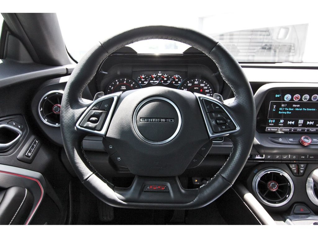 Used 2016 Chevrolet Camaro SS RWD image 15