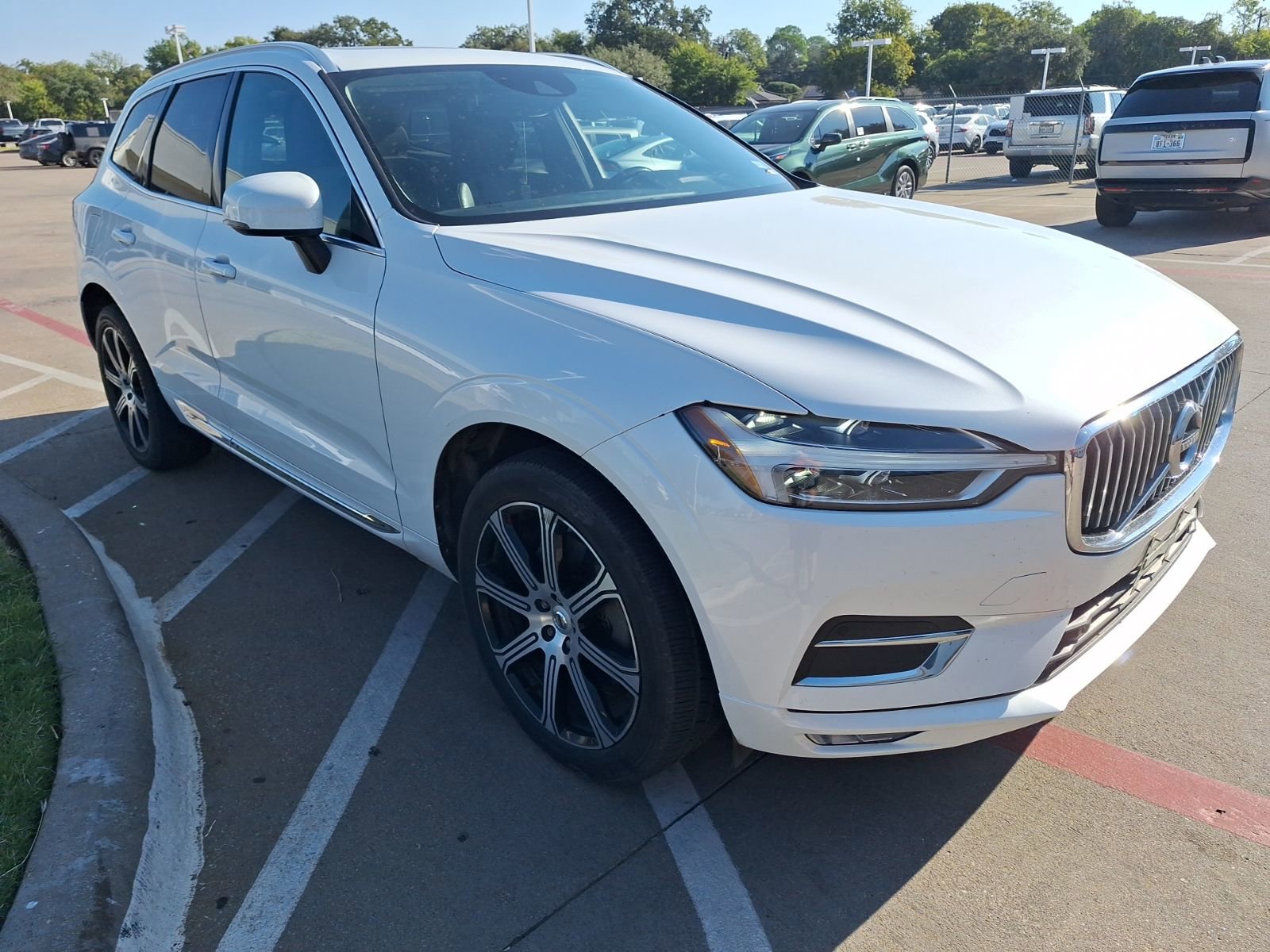 Used 2020 Volvo XC60 T6 Inscription w/ Protection Package Premier image 8