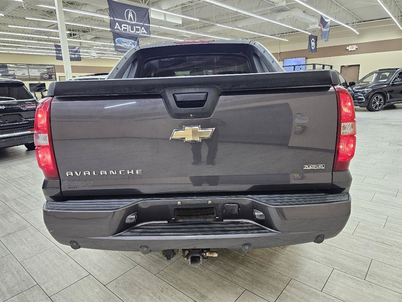 Used 2011 Chevrolet Avalanche LT w/ Regional Value Package RWD image 7