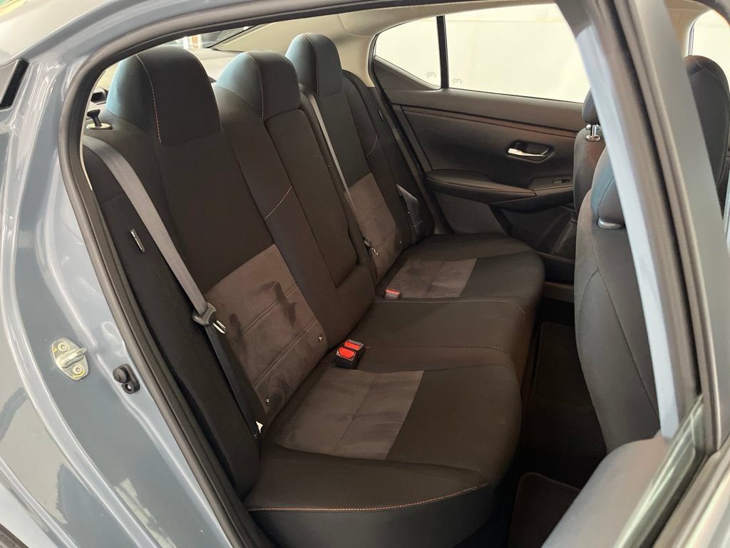 Used 2025 Nissan Sentra SR FWD image 19