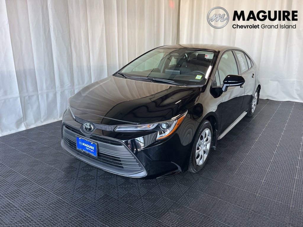 Used 2025 Toyota Corolla LE