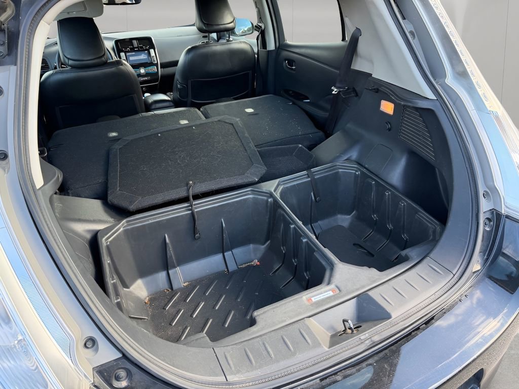 Used 2015 Nissan Leaf SL image 13