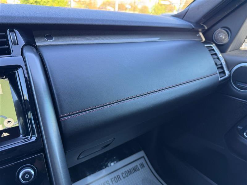 Used 2017 Land Rover Discovery HSE Luxury image 27