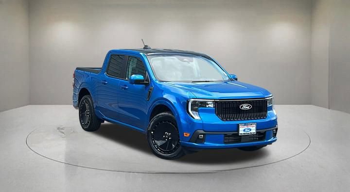 New 2025 Ford Maverick Lobo