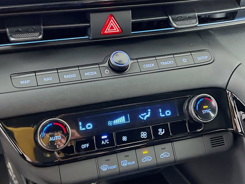 New 2025 Hyundai Elantra SEL w/ Cargo Package image 14