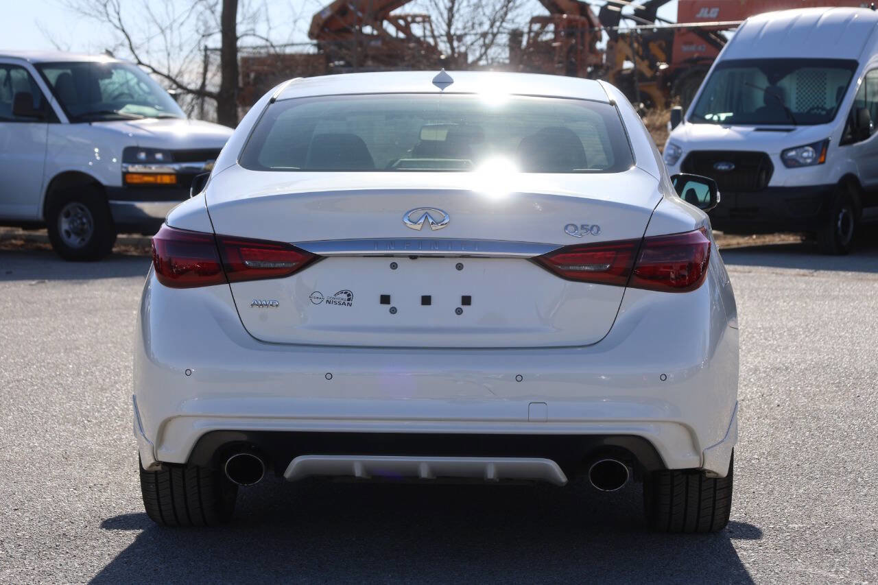 Used 2022 INFINITI Q50 Sensory image 10