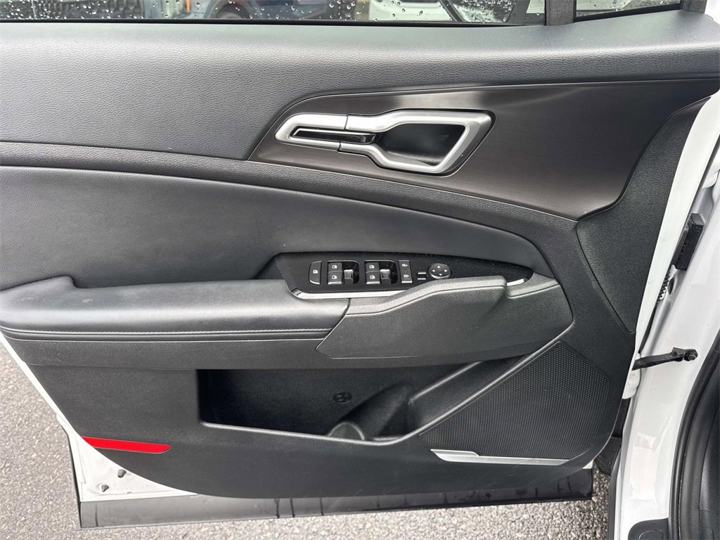 Used 2023 Kia Sportage EX image 34