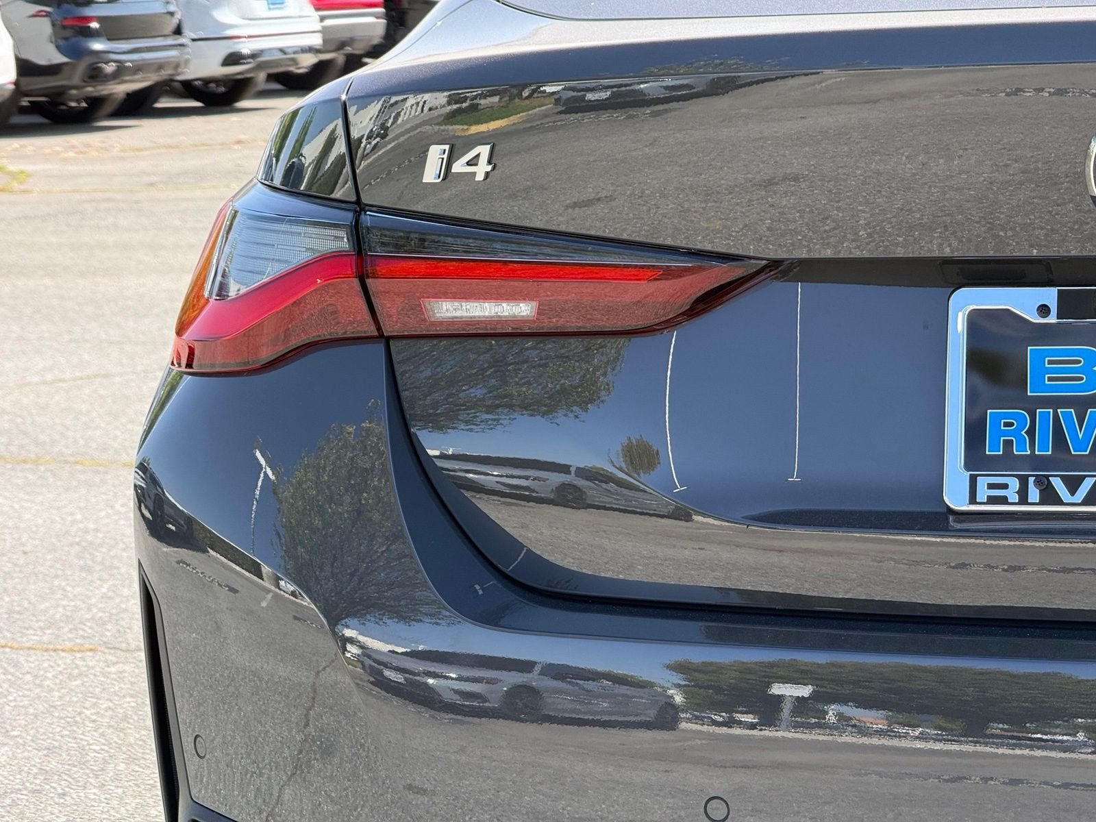 New 2026 BMW i4 eDrive40 w/ Parking Assistance Package RWD image 15