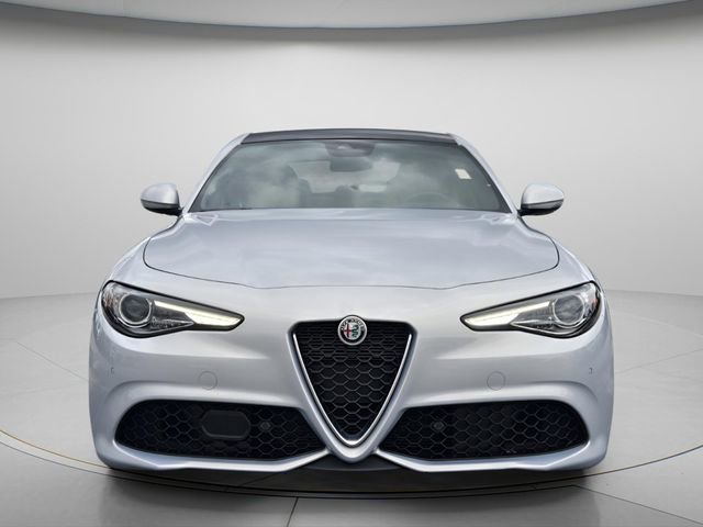 Used 2023 Alfa Romeo Giulia Ti w/ Active Assist Plus Package RWD image 5