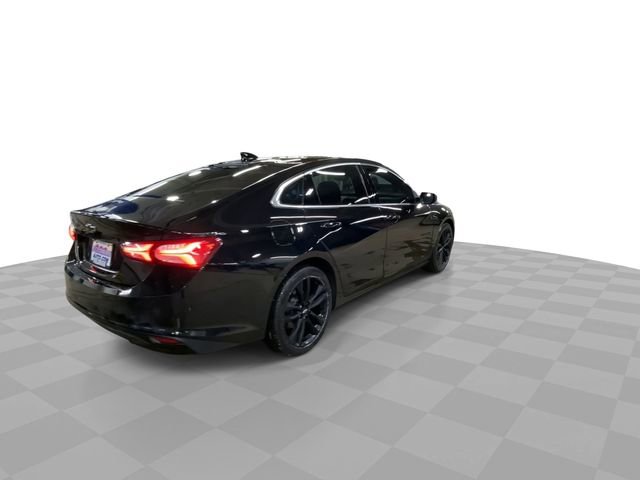 Used 2022 Chevrolet Malibu LT w/ Leather Package image 2