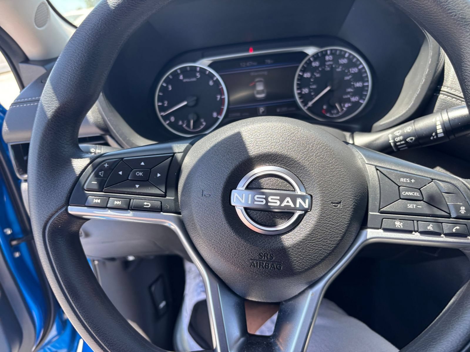 Used 2025 Nissan Sentra SV FWD image 25