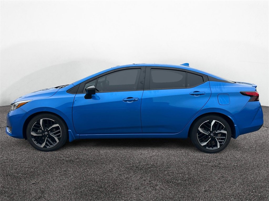 Used 2024 Nissan Versa SR w/ Trunk Package image 2