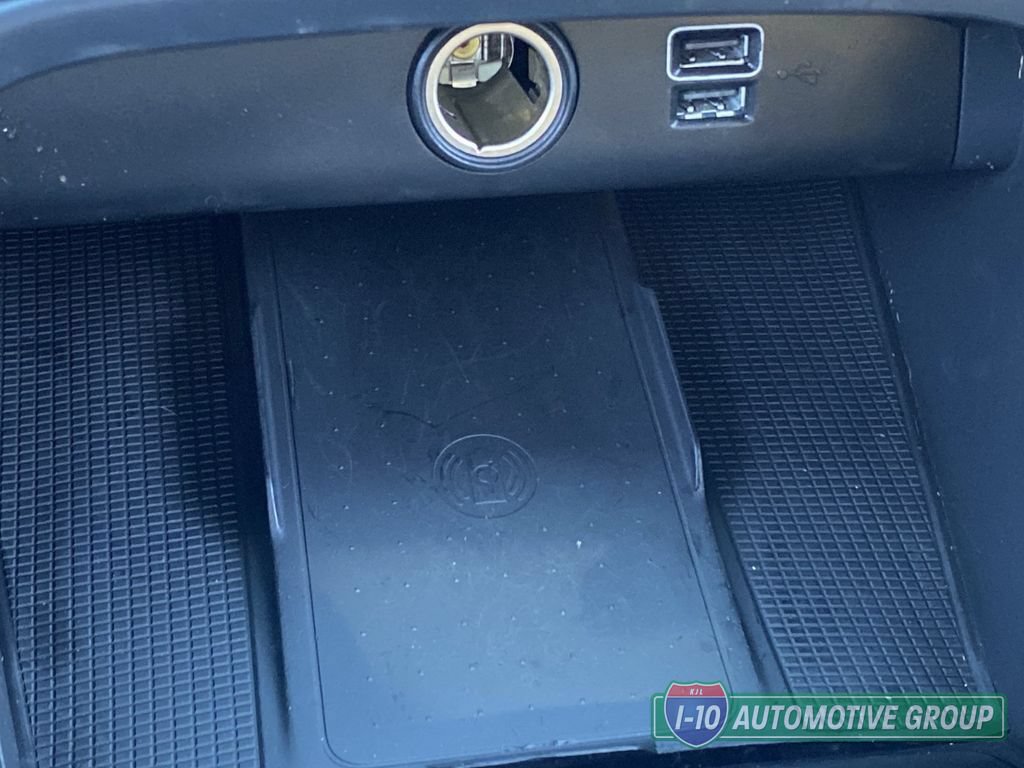 Used 2019 Volvo XC40 T4 Inscription FWD image 30
