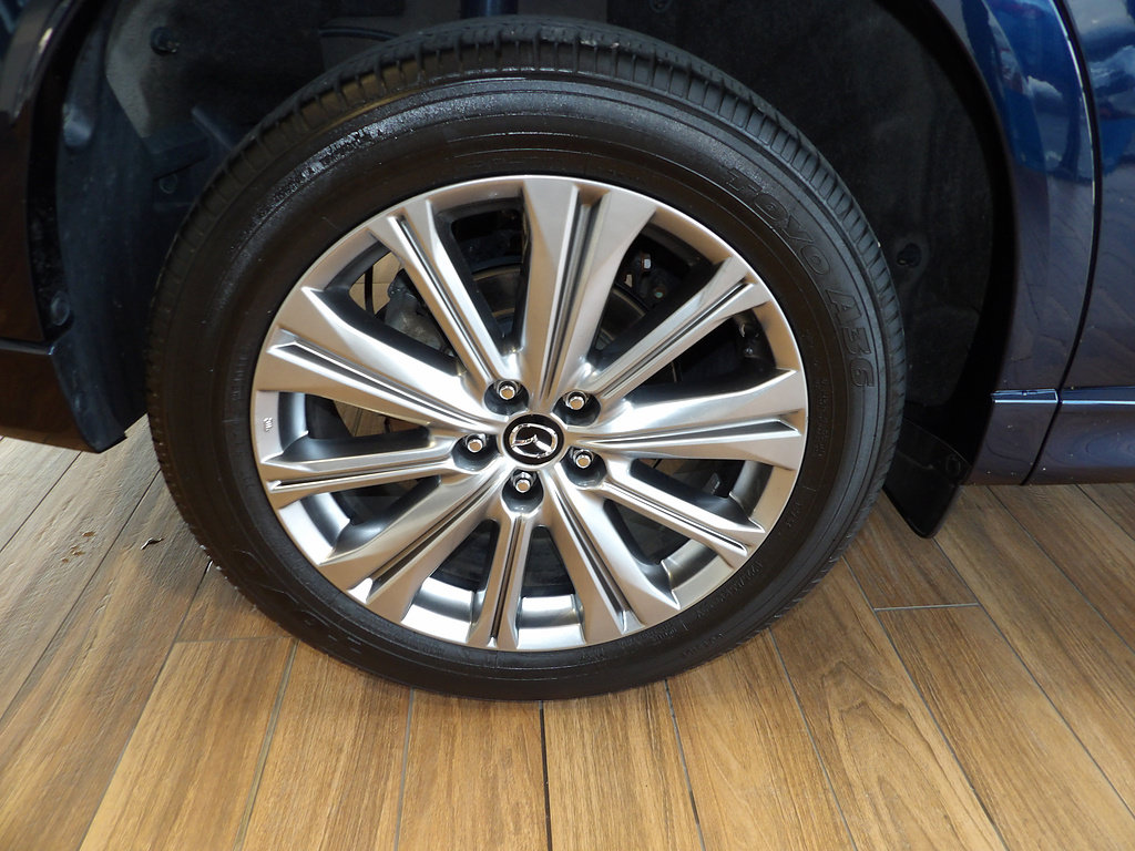Certified 2023 MAZDA CX-5 Signature AWD/4WD image 5