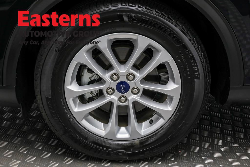 Used 2021 Ford Escape SE image 30