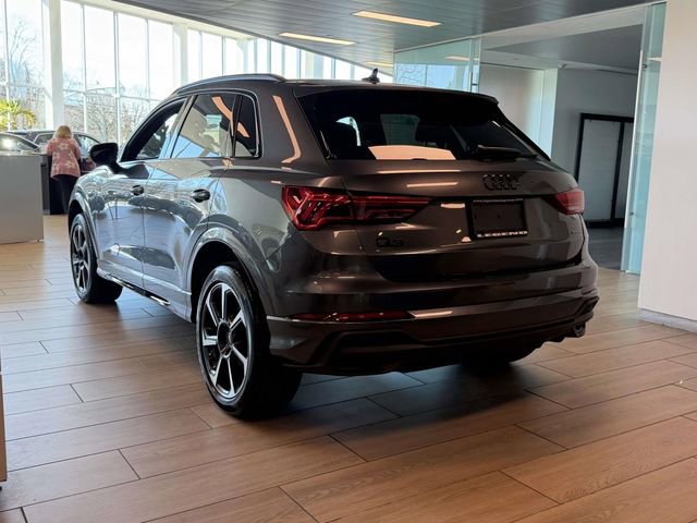 Certified 2025 Audi Q3 2.0T Premium Plus w/ Premium Plus Package image 2