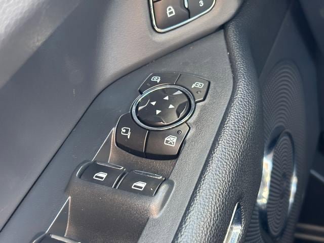 Used 2024 Ford Expedition XLT image 23