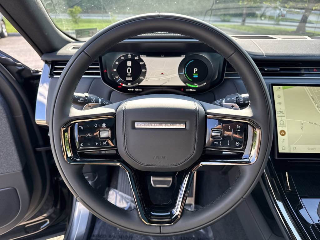 New 2025 Land Rover Range Rover Sport Dynamic SE image 17