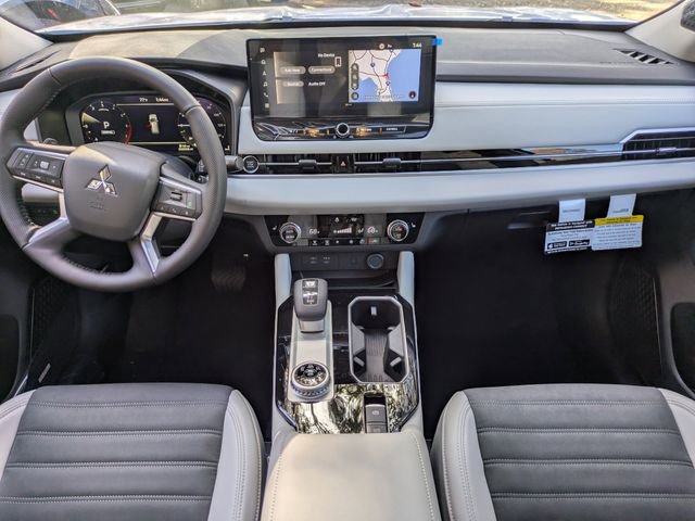 New 2026 Mitsubishi Outlander SE image 16