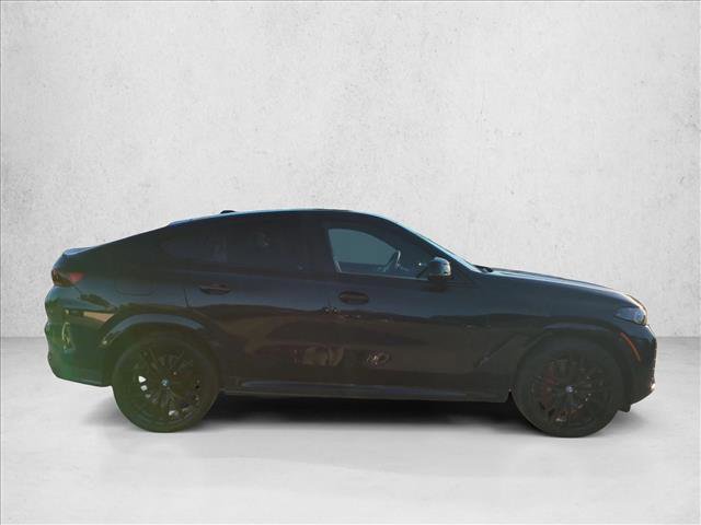 Certified 2025 BMW X6 xDrive40i w/ Premium Package image 4