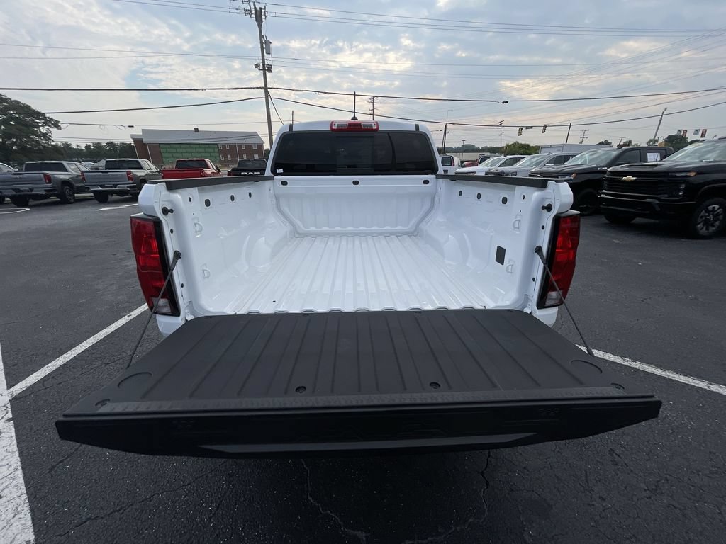 Used 2026 Chevrolet Colorado W/T w/ WT Custom Package RWD image 25