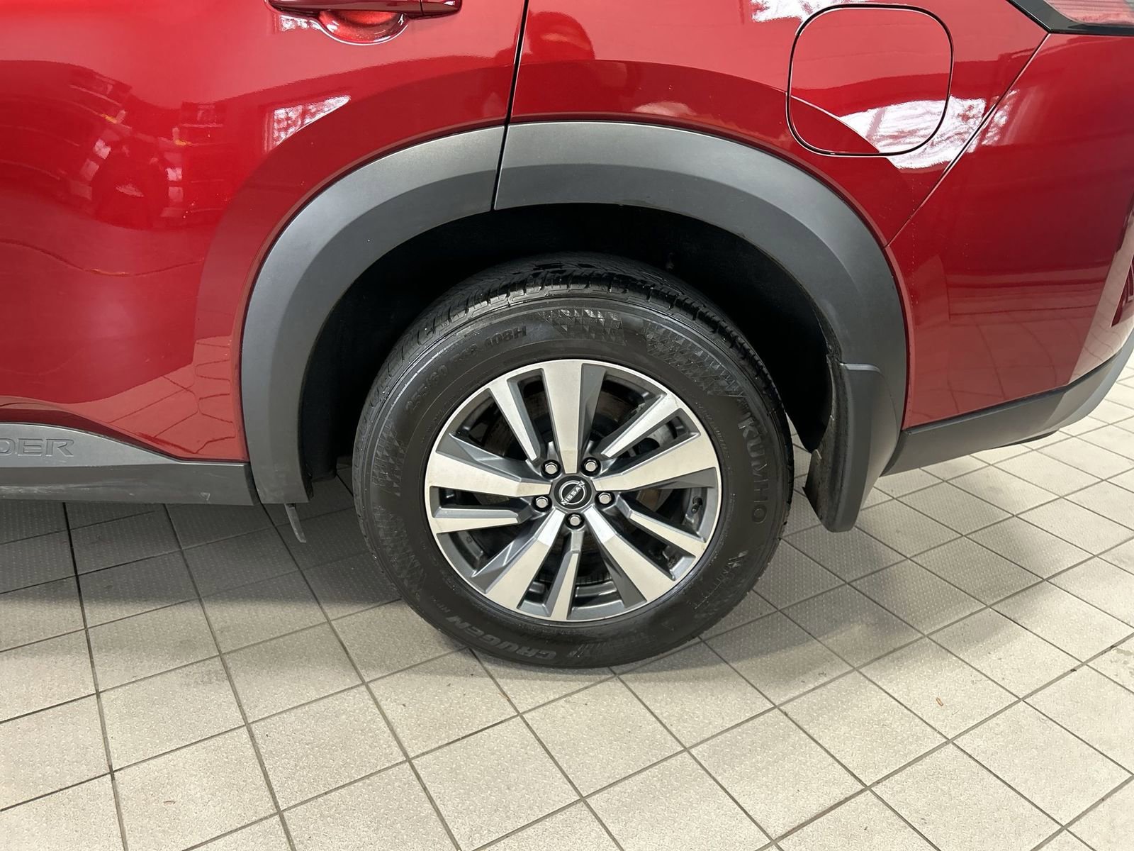 Certified 2024 Nissan Pathfinder SL AWD/4WD image 14