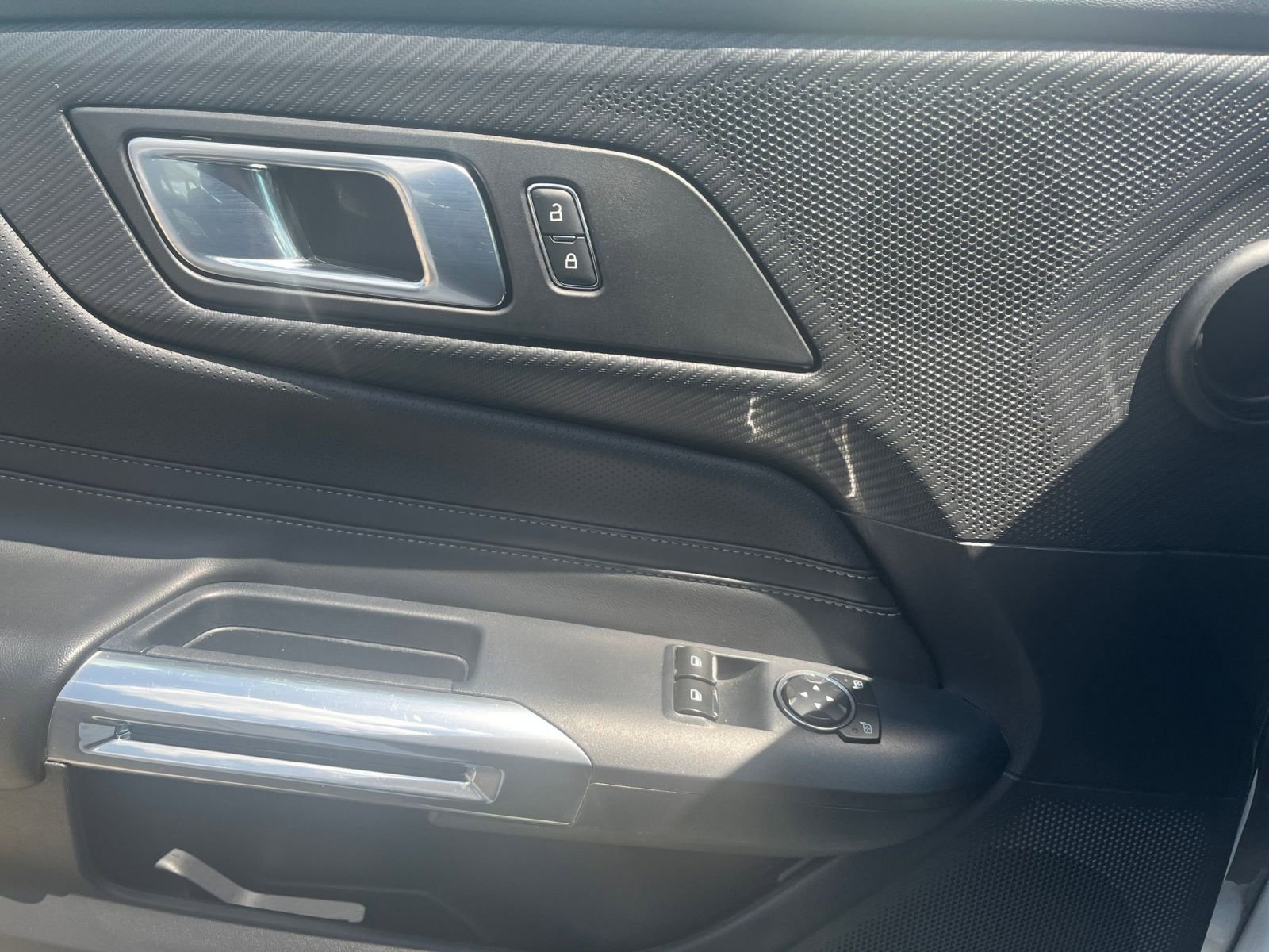 Used 2024 Ford Mustang Premium RWD image 18
