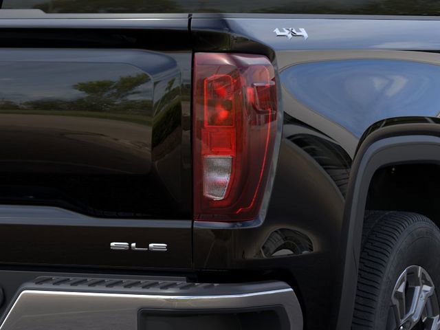 New 2026 GMC Sierra 1500 SLE image 11