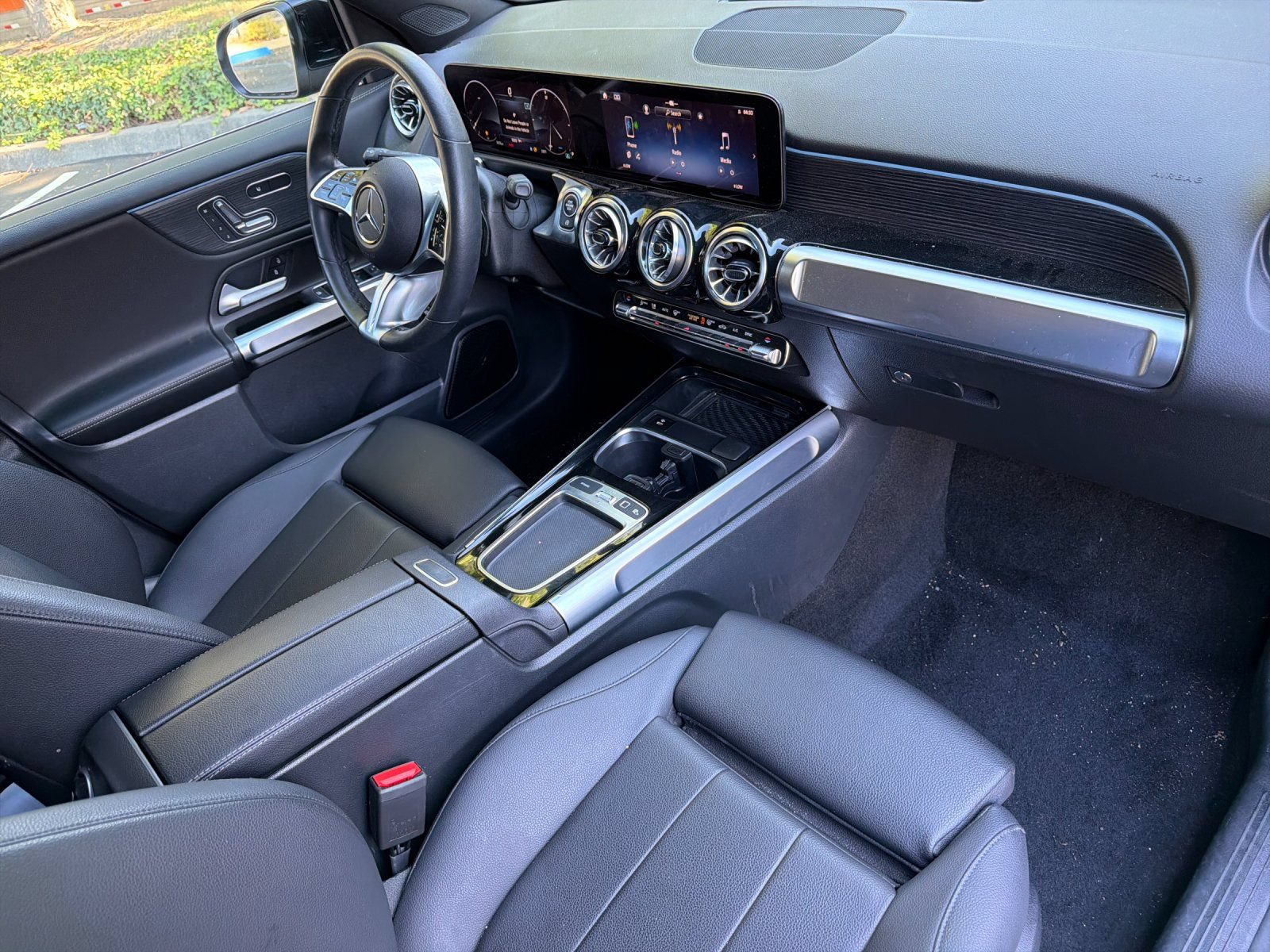 Used 2026 Mercedes-Benz GLB 250 image 14