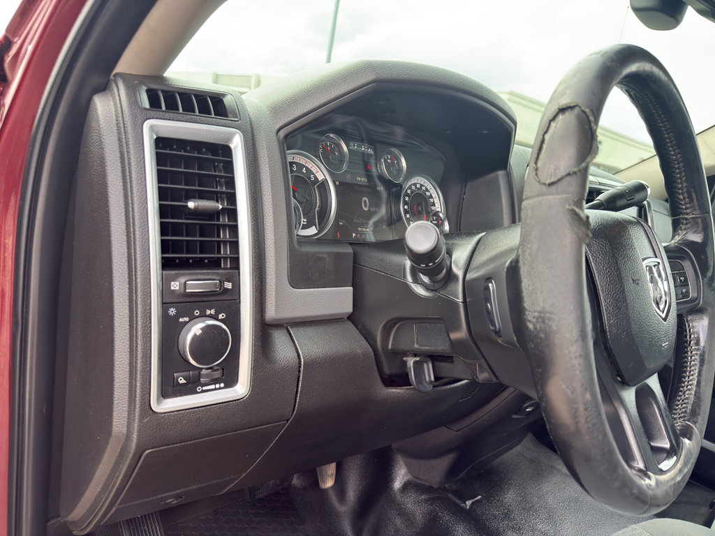 Used 2018 RAM 3500 SLT w/ Luxury Group AWD/4WD image 14