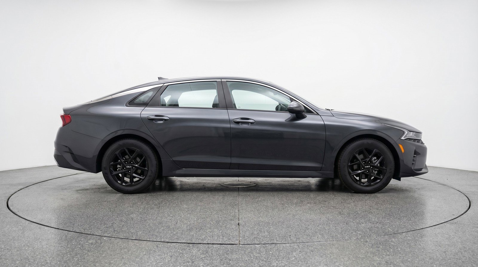 Used 2025 Kia K5 LXS image 11