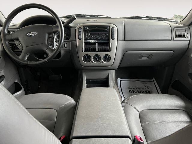 Used 2003 Ford Explorer XLT AWD/4WD image 8