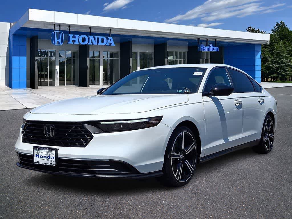 Used 2023 Honda Accord Sport image 1