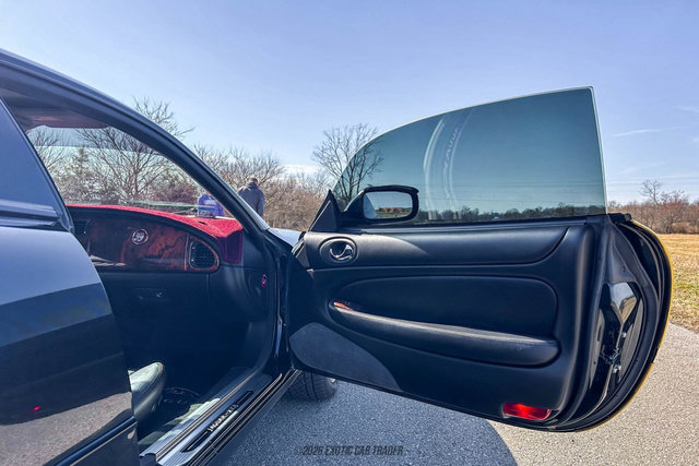 Used 1998 Jaguar XK8 Coupe image 36