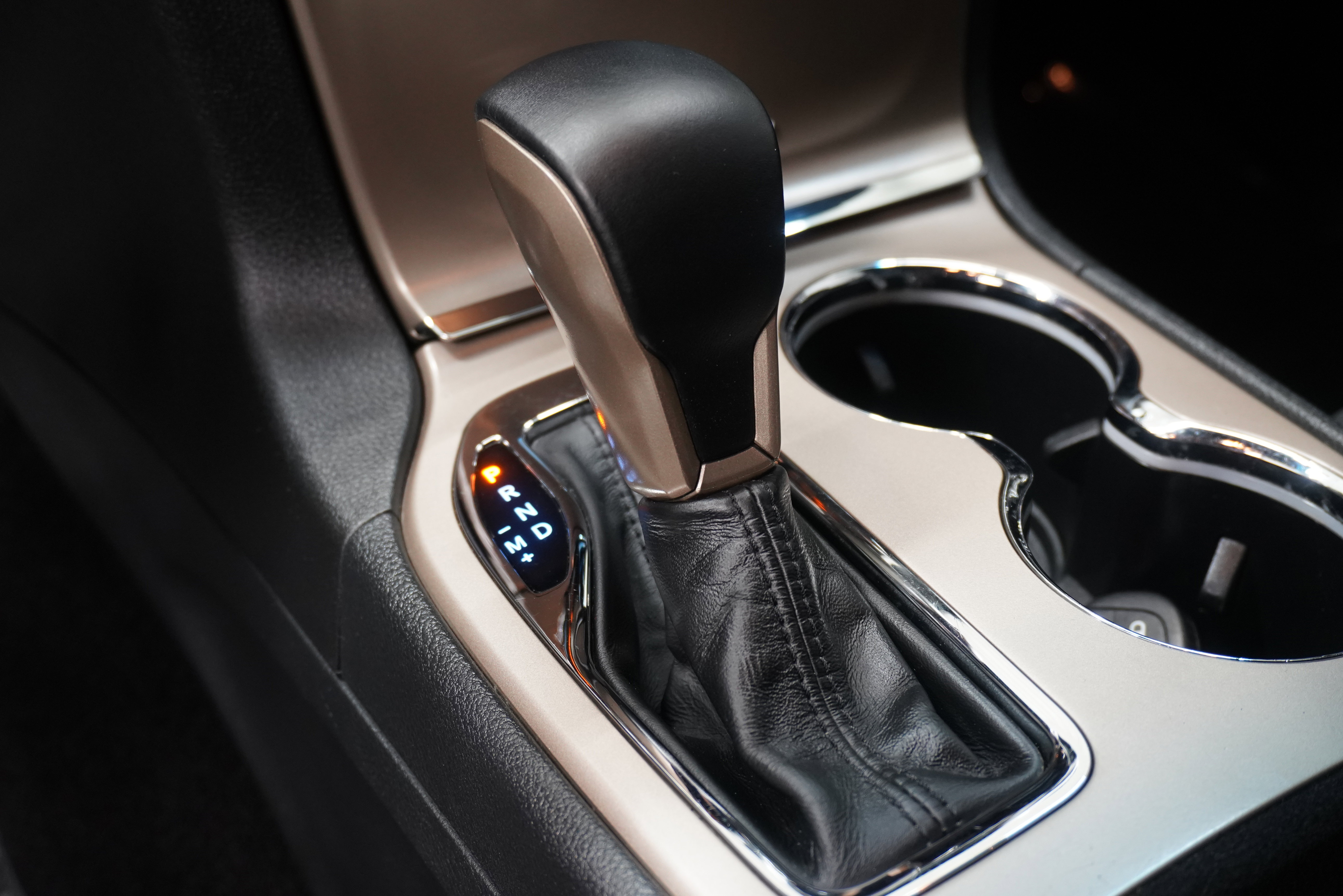 Used 2017 Jeep Grand Cherokee Laredo RWD image 19