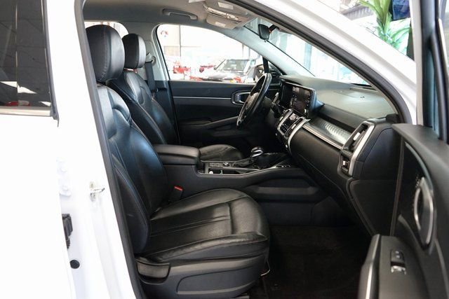 Used 2022 Kia Sorento S image 42